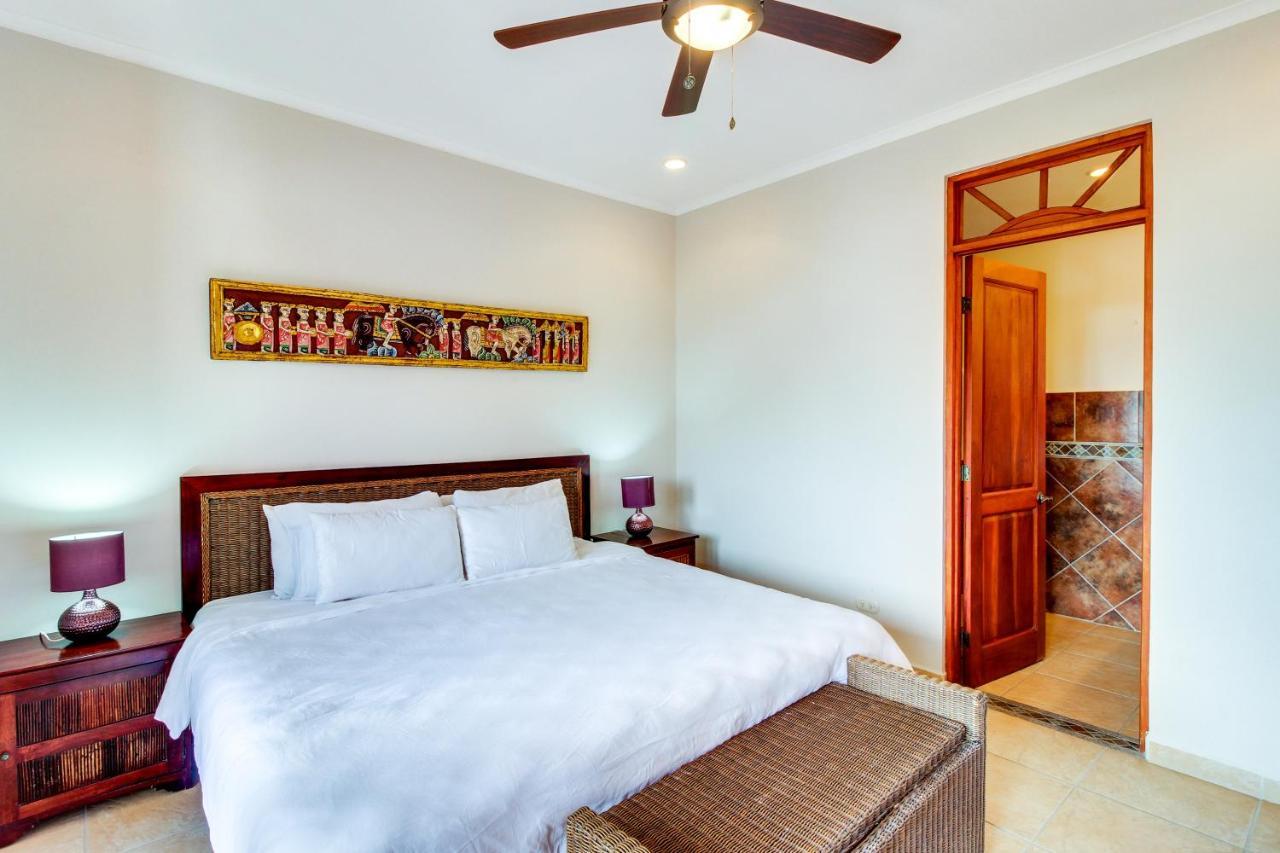 La Paloma Blanca B3 Apartment Jaco Bagian luar foto